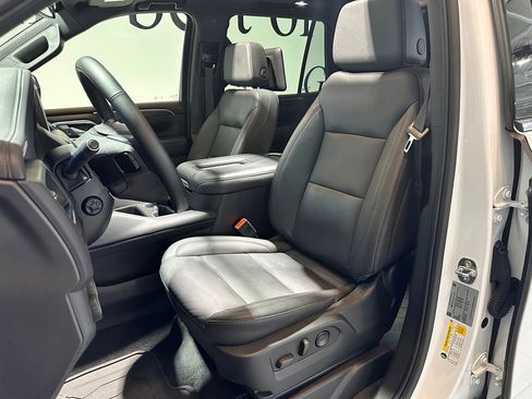 Used 2023 Chevrolet Tahoe LT w/ LT Signature Package AWD/4WD image 17