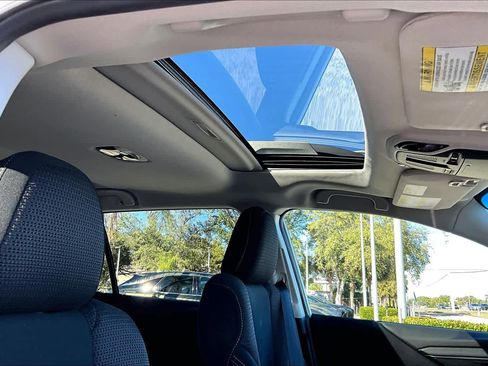 Used 2022 Subaru Outback Premium image 14