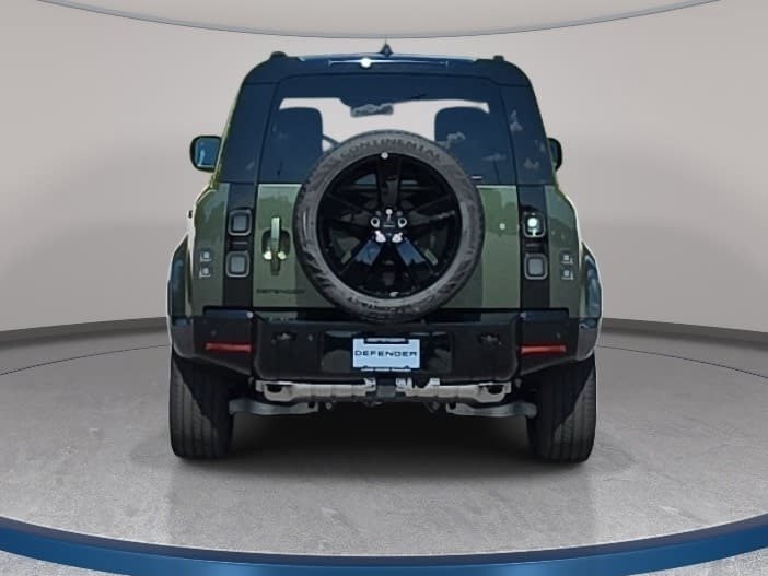 New 2026 Land Rover Defender 110 X-Dynamic SE AWD/4WD image 6