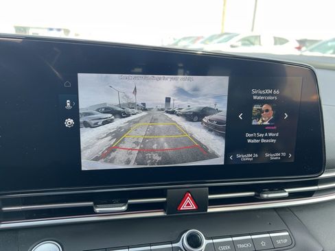 Used 2024 Hyundai Elantra SEL w/ Convenience Package image 14