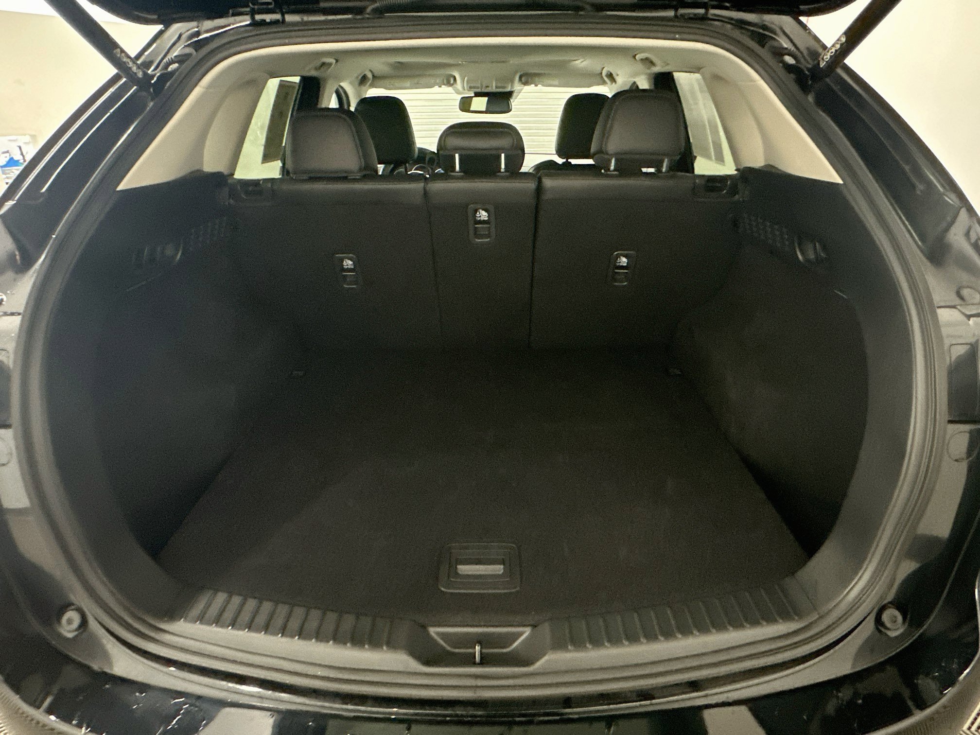 Used 2025 MAZDA CX-5 AWD 2.5 S w/ Preferred Package image 31