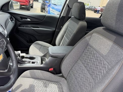 Used 2022 Chevrolet Equinox LT AWD/4WD image 19