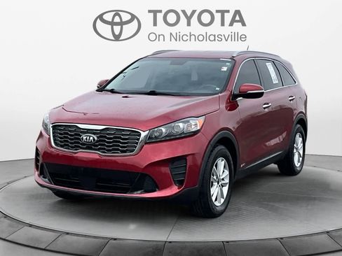 Used 2020 Kia Sorento LX w/ LX I4 Convenience Package image 1