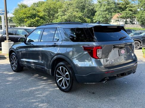 Certified 2023 Ford Explorer ST-Line w/ Class IV Trailer Tow Package AWD/4WD image 8
