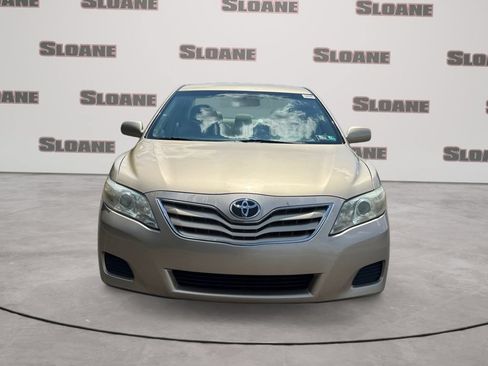 Used 2011 Toyota Camry LE FWD image 8