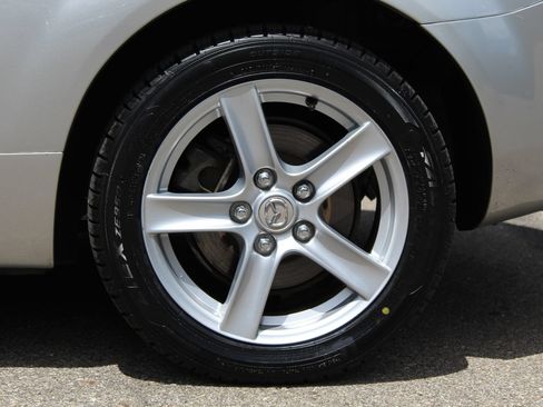 Used 2006 MAZDA MX-5 Miata Touring RWD image 25