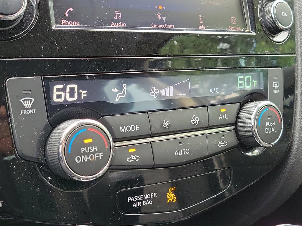 Certified 2020 Nissan Rogue Sport SV FWD image 36