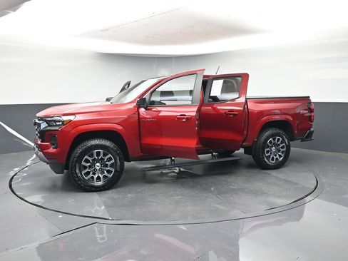 Used 2024 Chevrolet Colorado Z71 w/ Z71 Convenience Package 2 image 48