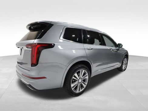 Certified 2024 Cadillac XT6 Premium Luxury image 4