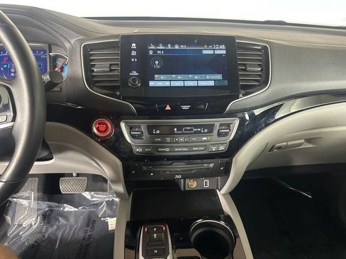 Used 2022 Honda Pilot Touring image 28