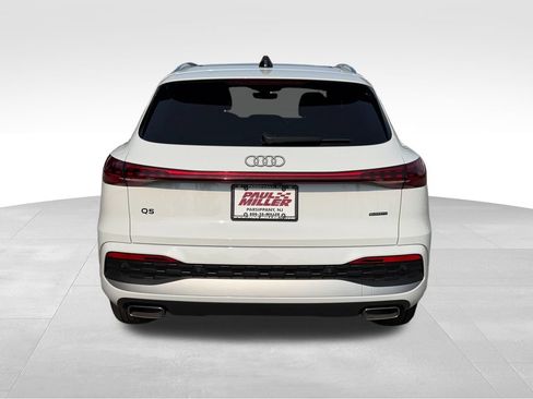 Used 2025 Audi Q5 Premium w/ Convenience Package AWD/4WD image 7