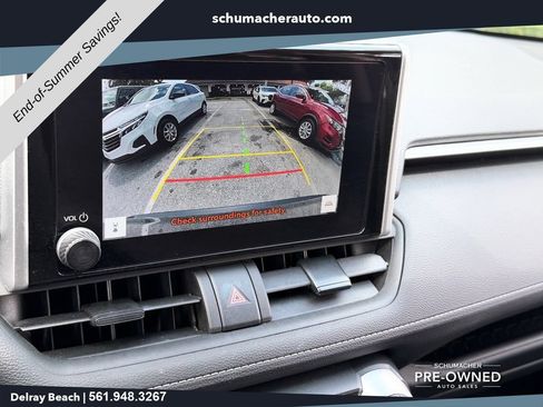 Used 2025 Toyota RAV4 XLE FWD image 22