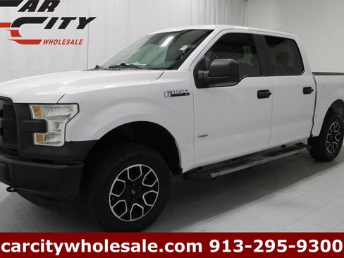 Used 2017 Ford F150 XL w/ Equipment Group 101A Mid AWD/4WD image 1