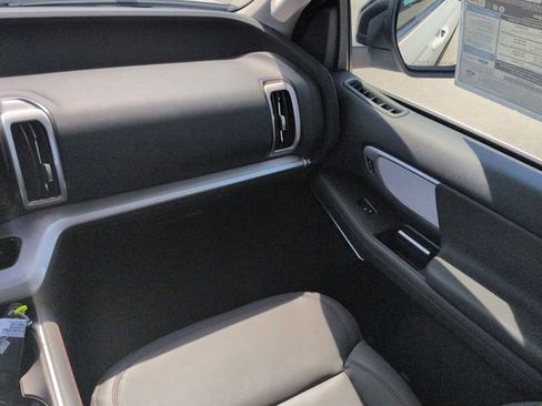 New 2025 Ford Expedition Max Active image 17