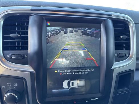 Used 2016 RAM 2500 SLT image 17