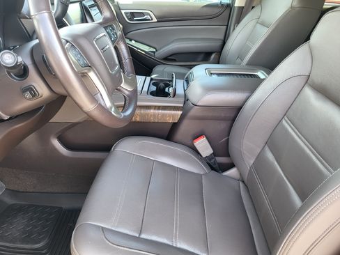 Used 2018 GMC Yukon Denali AWD/4WD image 10