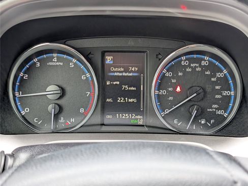 Used 2018 Toyota RAV4 Limited w/ All Weather Liner Package AWD/4WD image 31