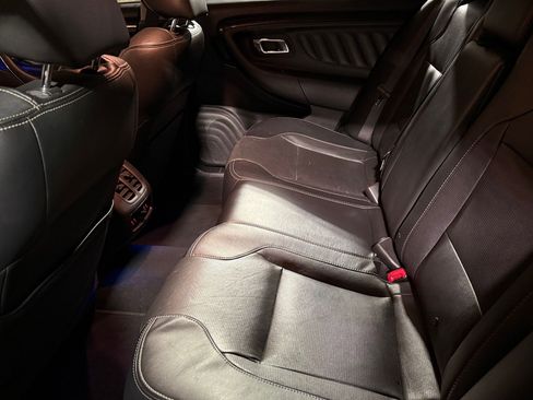 Used 2011 Ford Taurus Limited w/ 301A Rapid Spec Order Code image 24