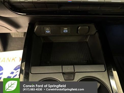 Used 2024 Toyota Prius XLE image 18