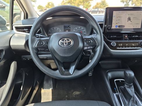 Certified 2025 Toyota Corolla LE FWD image 13
