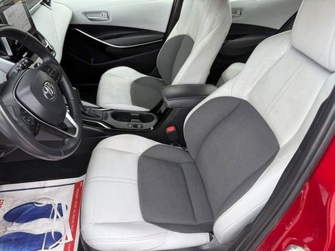 Used 2023 Toyota Corolla XSE FWD image 16