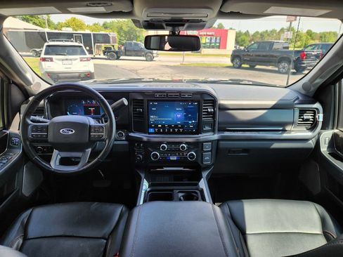 Used 2023 Ford F250 Lariat AWD/4WD image 21