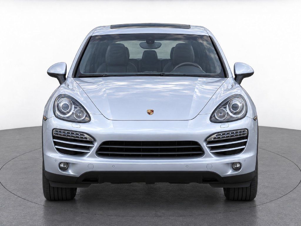 Used 2012 Porsche Cayenne AWD/4WD image 8