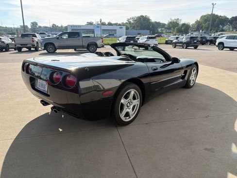 Used 1999 Chevrolet Corvette Convertible w/ Memory Pkg RWD image 6