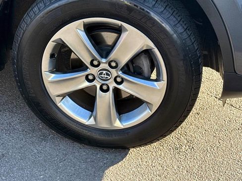 Used 2015 Toyota RAV4 XLE image 8