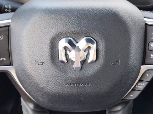 Used 2025 RAM 1500 Big Horn image 38