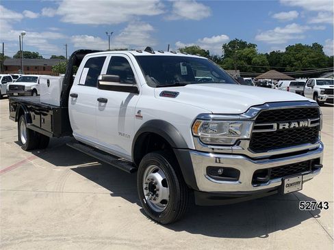 Used 2021 RAM 5500 4x4 Crew Cab image 3