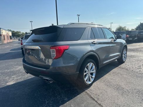 Used 2023 Ford Explorer Platinum w/ Equipment Group 601A AWD/4WD image 5