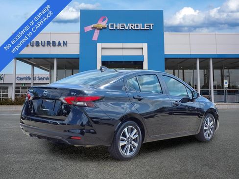 Used 2023 Nissan Versa SV FWD image 5