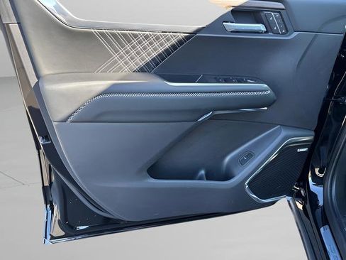 New 2026 GMC Acadia Denali w/ Super Cruise Package AWD/4WD image 14