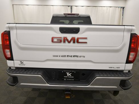 Used 2024 GMC Sierra 3500 SLE w/ SLE Convenience Package image 6