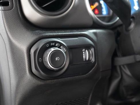 Used 2023 Jeep Wrangler Willys image 20