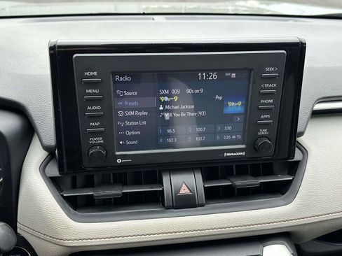 Used 2020 Toyota RAV4 XLE w/ Convenience Package image 21