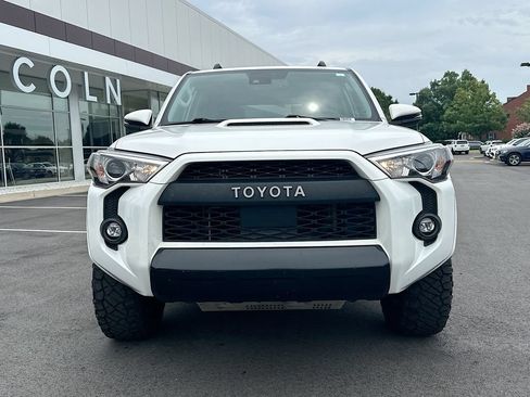 Used 2022 Toyota 4Runner TRD Off-Road Premium w/ Moonroof Package AWD/4WD image 5