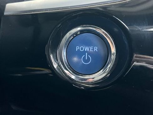 Used 2021 Toyota Prius Prime Limited image 29