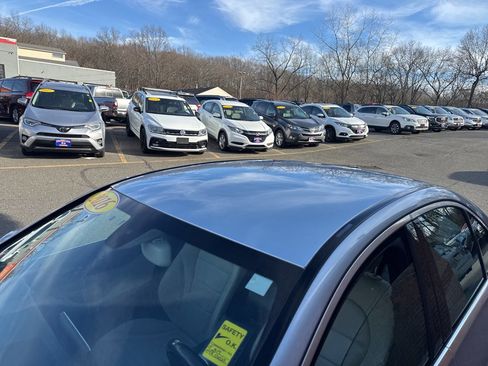 Used 2016 Mercedes-Benz C 300 4MATIC Sedan image 8