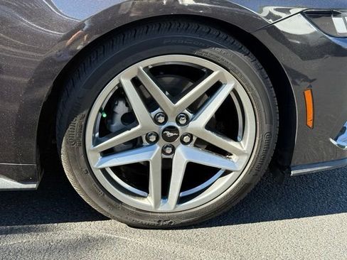 Used 2024 Ford Mustang Convertible RWD image 26