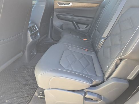 New 2026 Volkswagen Atlas SE image 21