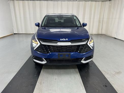 Used 2025 Kia Sportage EX AWD/4WD image 3
