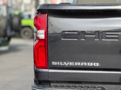 Used 2024 Chevrolet Silverado 2500 LTZ image 8