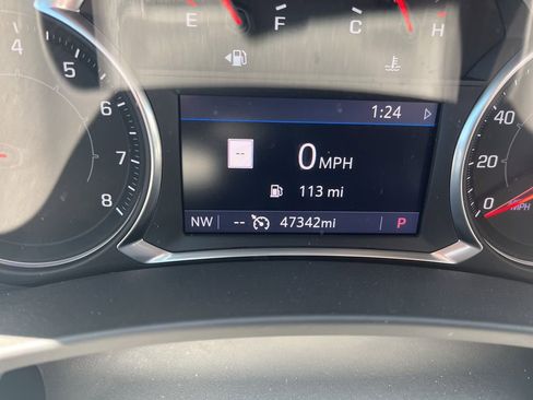 Used 2022 GMC Terrain SLE w/ Driver Convenience Package AWD/4WD image 17