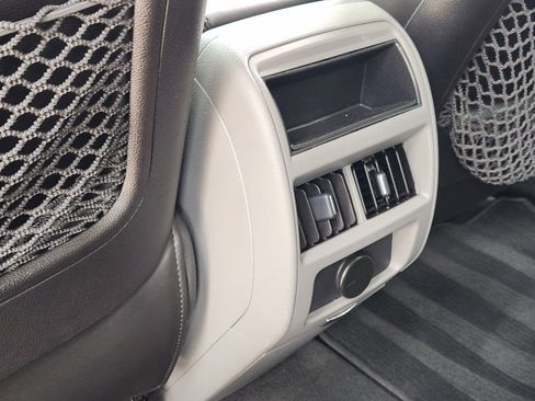 Used 2010 Cadillac SRX Luxury image 37