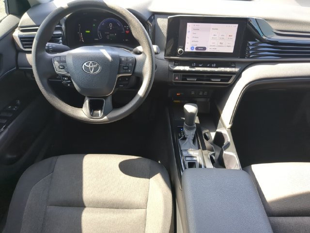 Used 2026 Toyota Camry LE FWD image 16