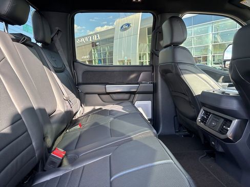 New 2026 Ford F250 Platinum w/ FX4 Off-Road Package image 15