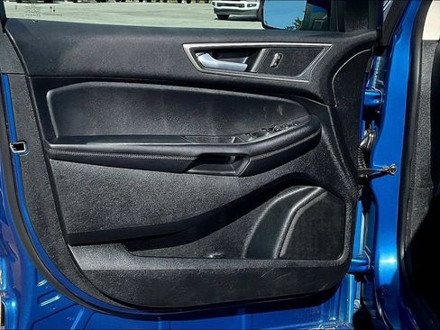 Used 2024 Ford Edge SEL AWD/4WD image 19