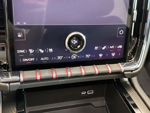 Used 2025 GMC Yukon AT4 w/ LPO, Floor Liner Package AWD/4WD image 26